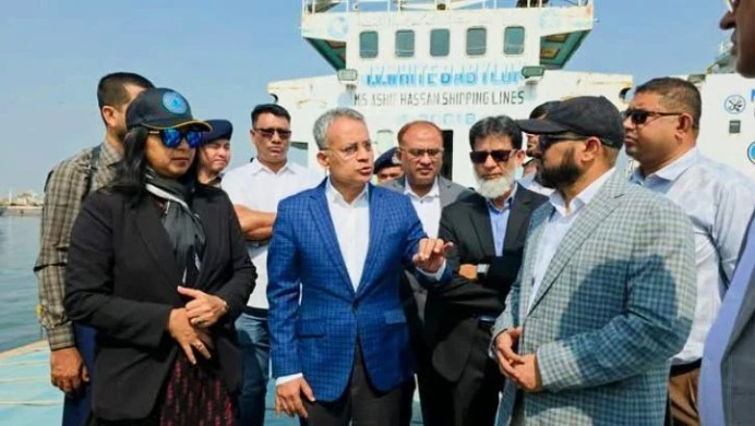 ঈদে ভাড়া বাড়ালে কঠোর ব্যবস্থা: সড়কমন্ত্রী